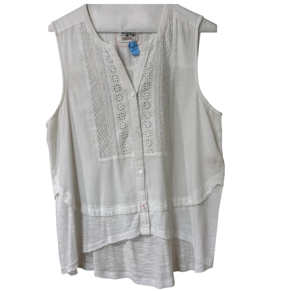 Anthropologie White Sleeveless Button-Front Crochet Panel Top